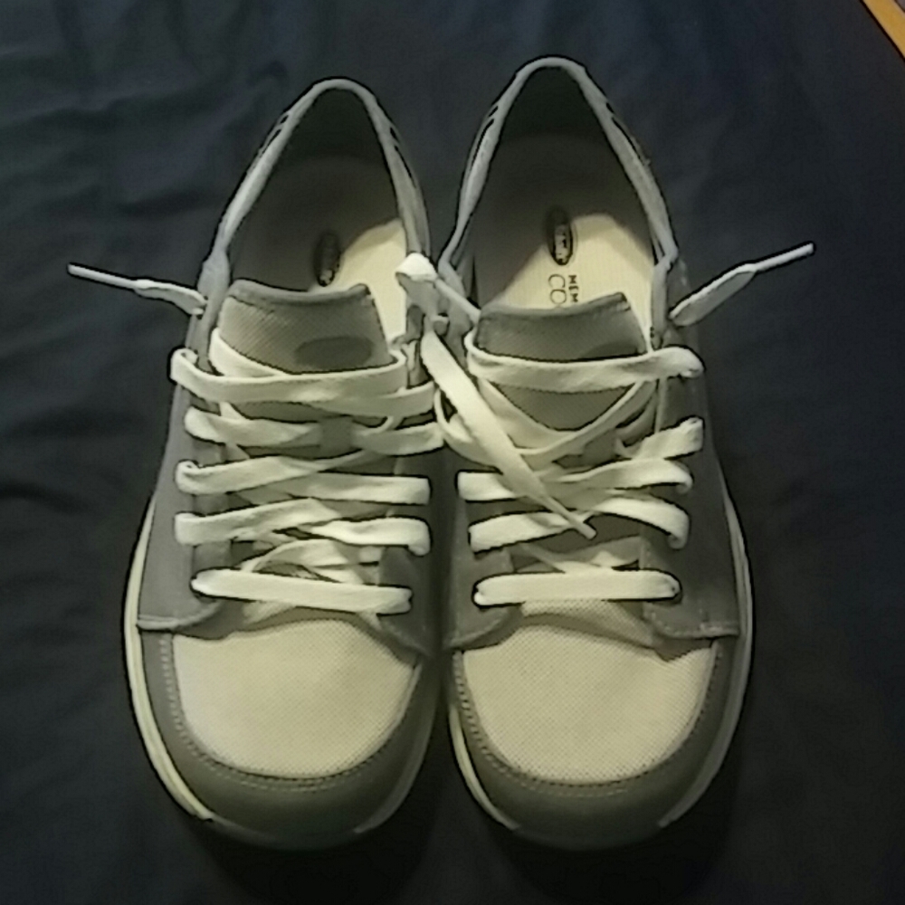 Dr Scholl's sneakers